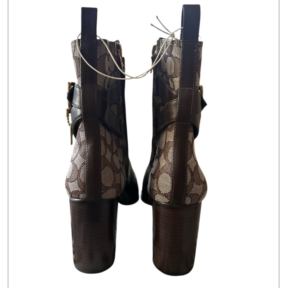 Coach Olivia Jacquard Boot NWOB Size:9 Color:Brown - Picture 3 of 6